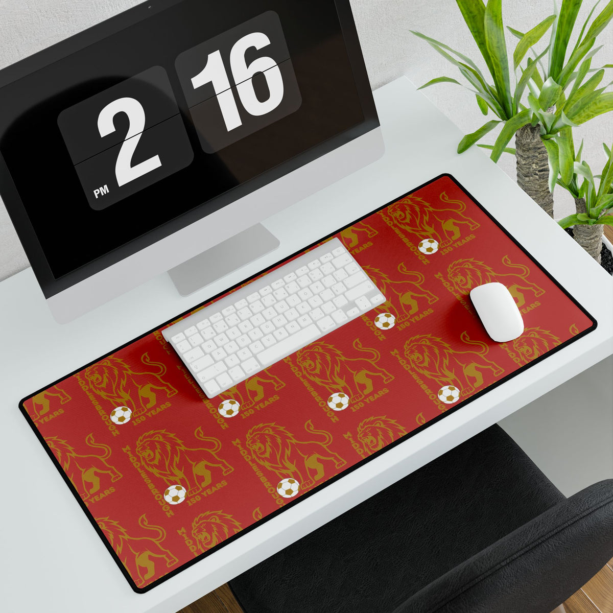 Middlesbrough Lion Crest Red Desk Mat — Large Gaming & Office Desk Pad